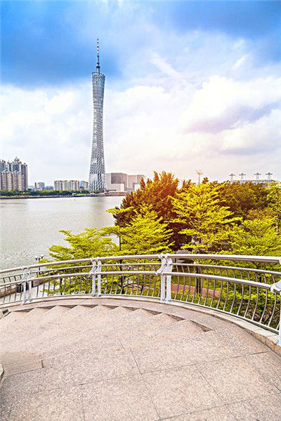 精心挑选，用心陪伴，打造舒适宜居的家园